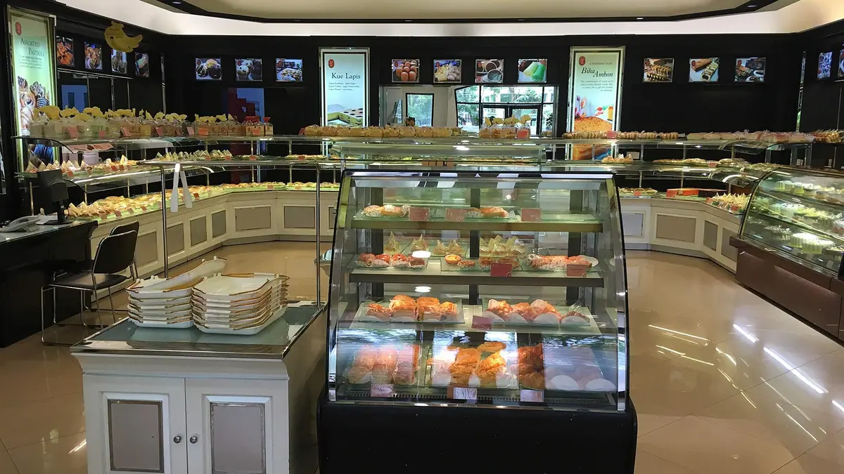 Malcolm Barnecutt – bakery in Wadebridge town centre